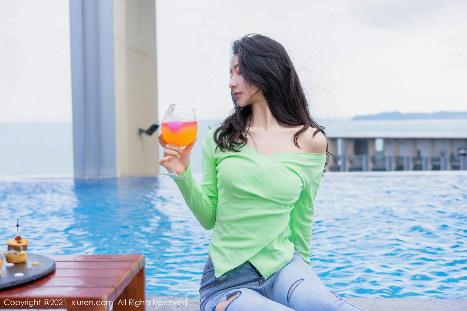 [XiuRen秀人网]No4403熊小诺青春焕发-[秀人套图]