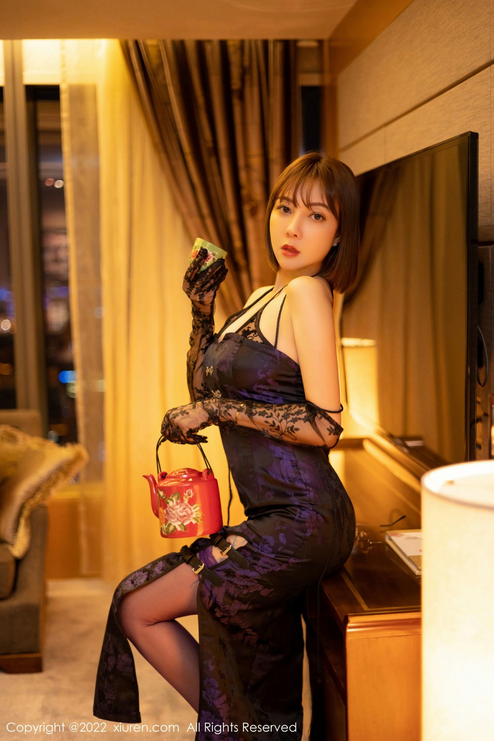 [XiuRen秀人网]No4422果儿Victoria透明丝袜-[秀人套图]