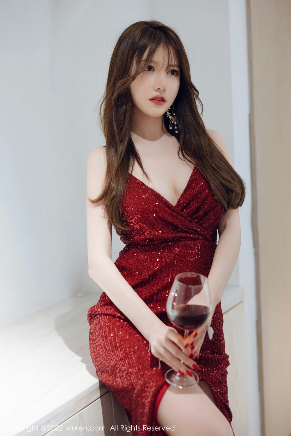 [XiuRen秀人网]No4429美桃酱红色长裙-[秀人套图]