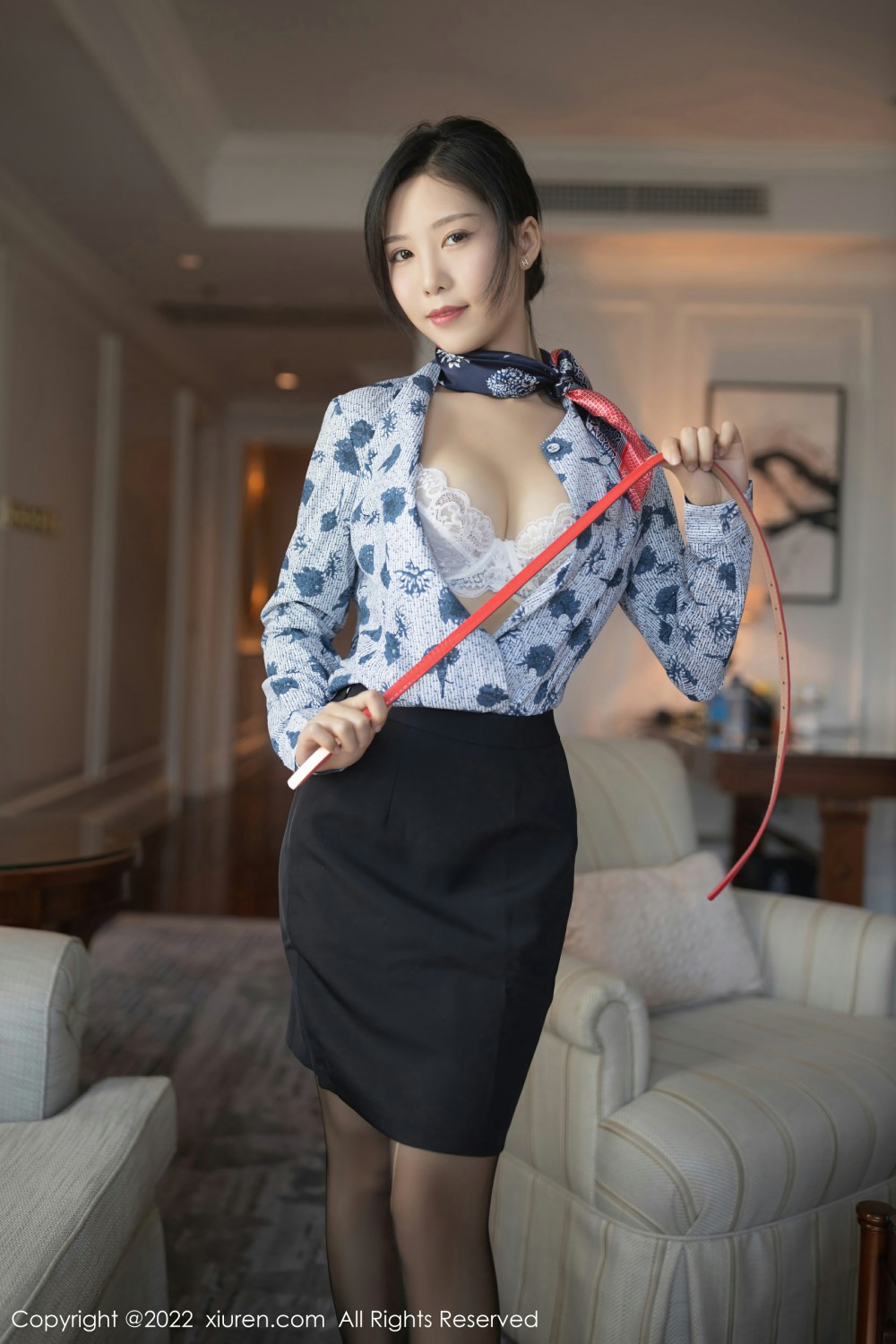 [XiuRen秀人网]No4430抖娘利世空姐制服-[秀人套图]