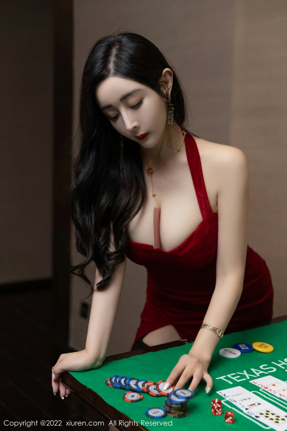 [XiuRen秀人网]No4434允爾美女荷官-[秀人套图]