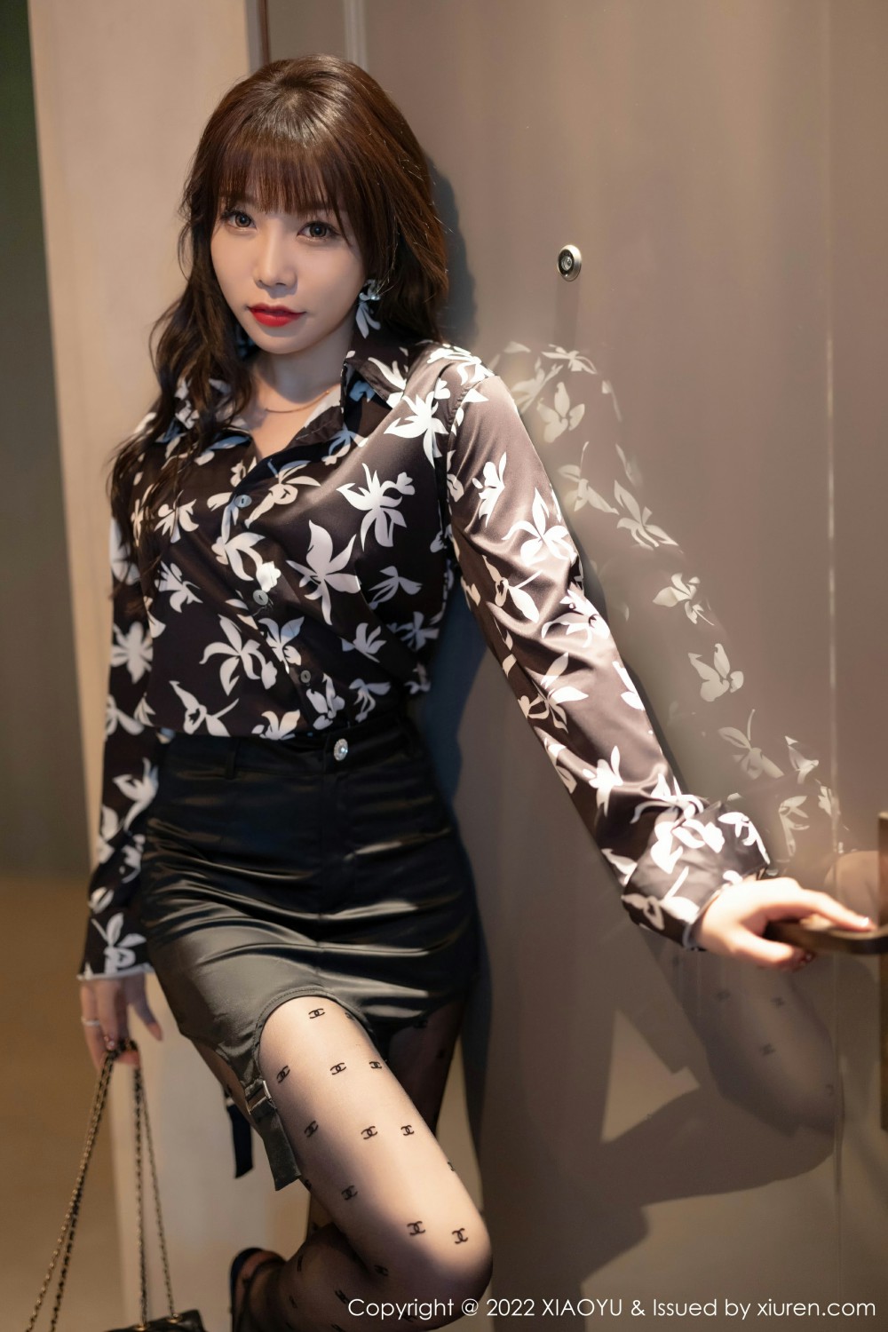 [XIAOYU语画界]VOL693芝芝Booty美腿翘臀-[秀人套图]