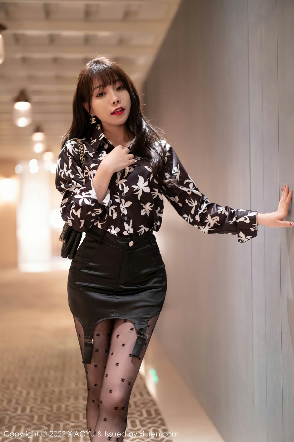 [XIAOYU语画界]VOL693芝芝Booty美腿翘臀-[秀人套图]