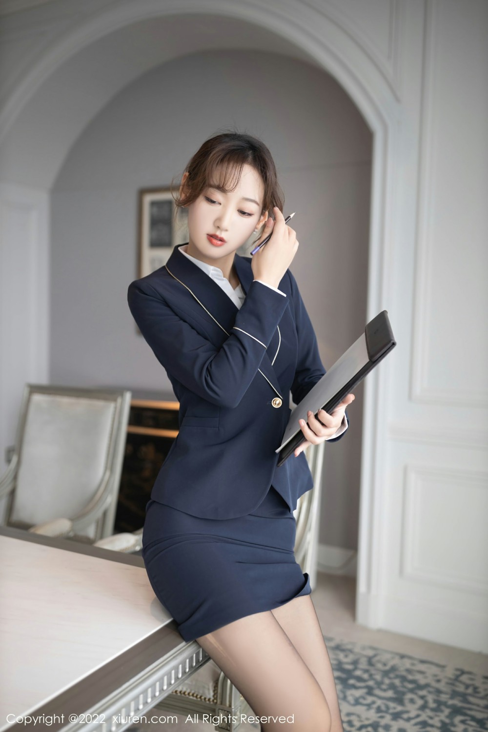 [XiuRen秀人网]No4445唐安琪性感职业装-[秀人套图]