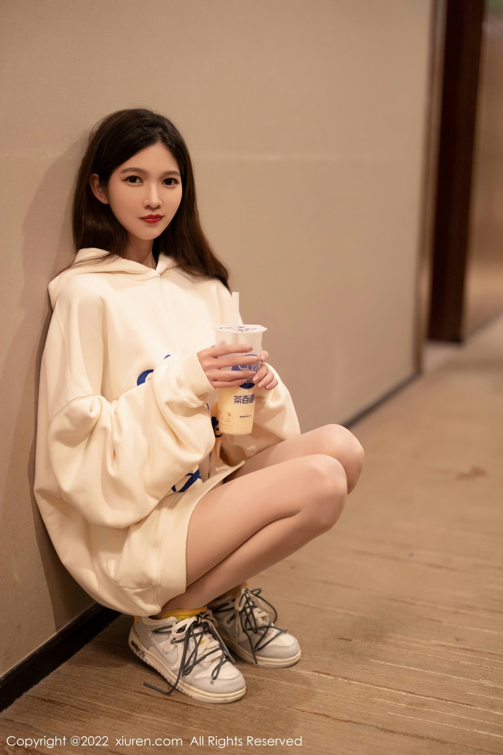 [XiuRen秀人网]No4451程程程-撩人心扉-[秀人套图]