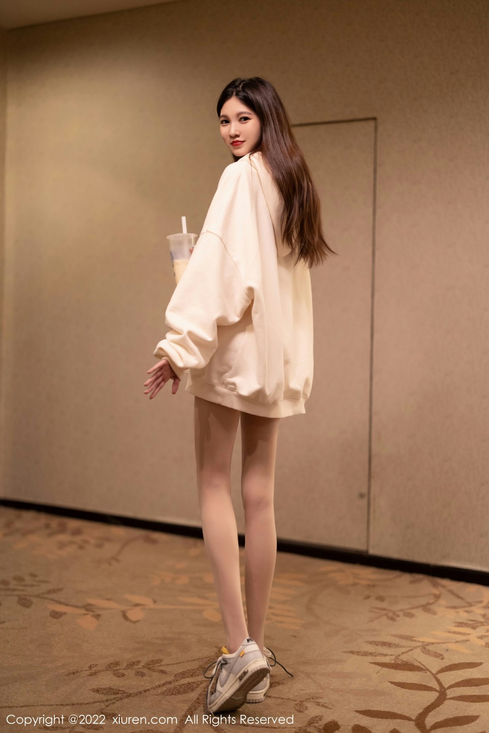 [XiuRen秀人网]No4451程程程-撩人心扉-[秀人套图]