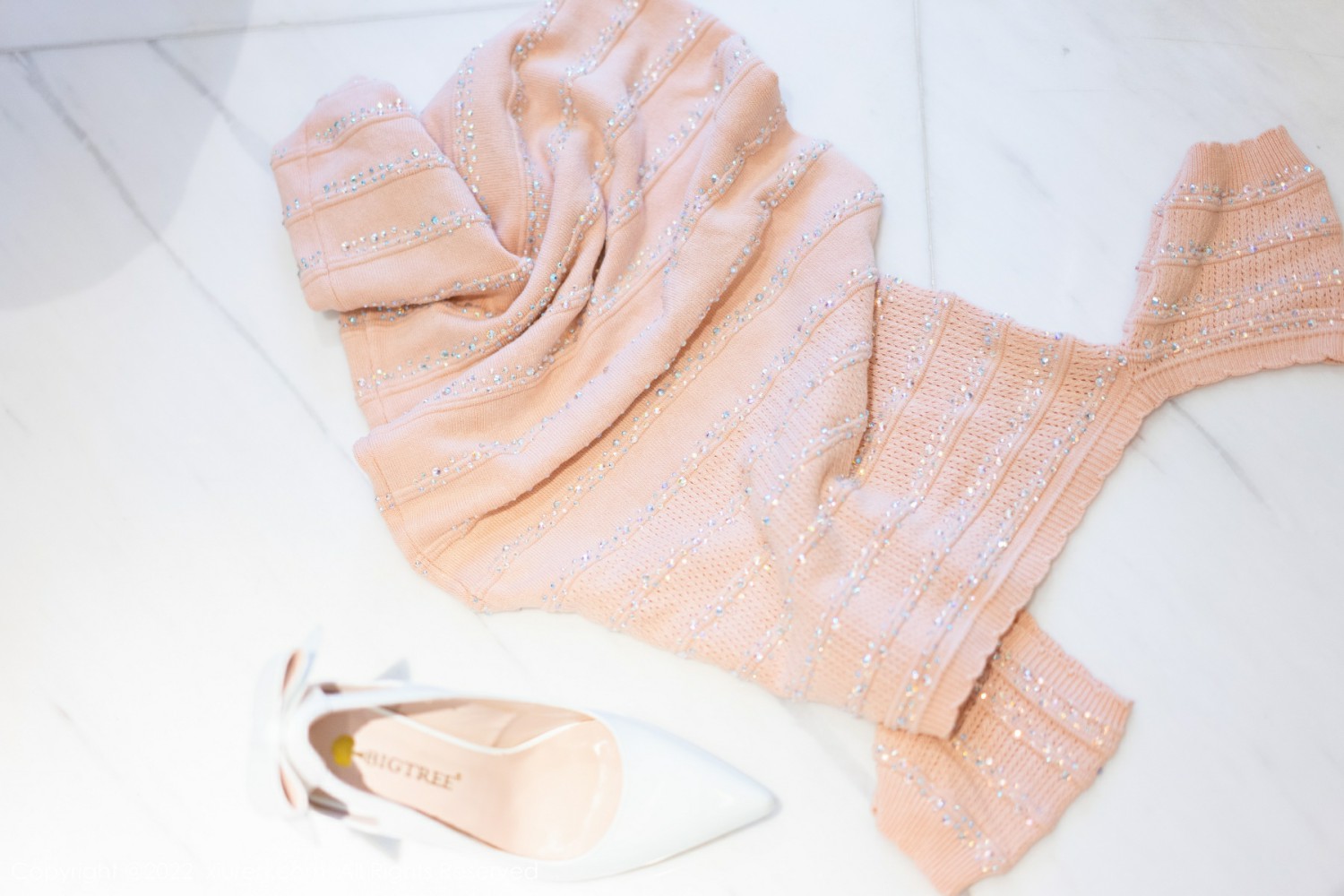 [XiuRen秀人网]No4453艾静香修长美腿-[秀人套图]