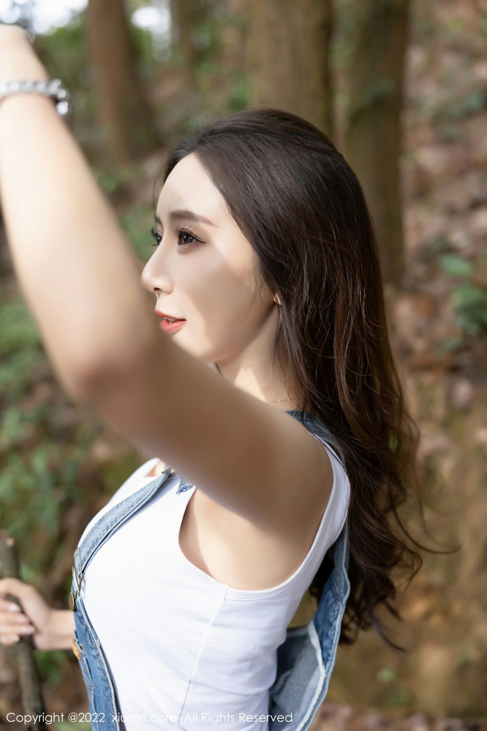 [XiuRen秀人网]No4465王馨瑶yanni户外探险-[秀人套图]