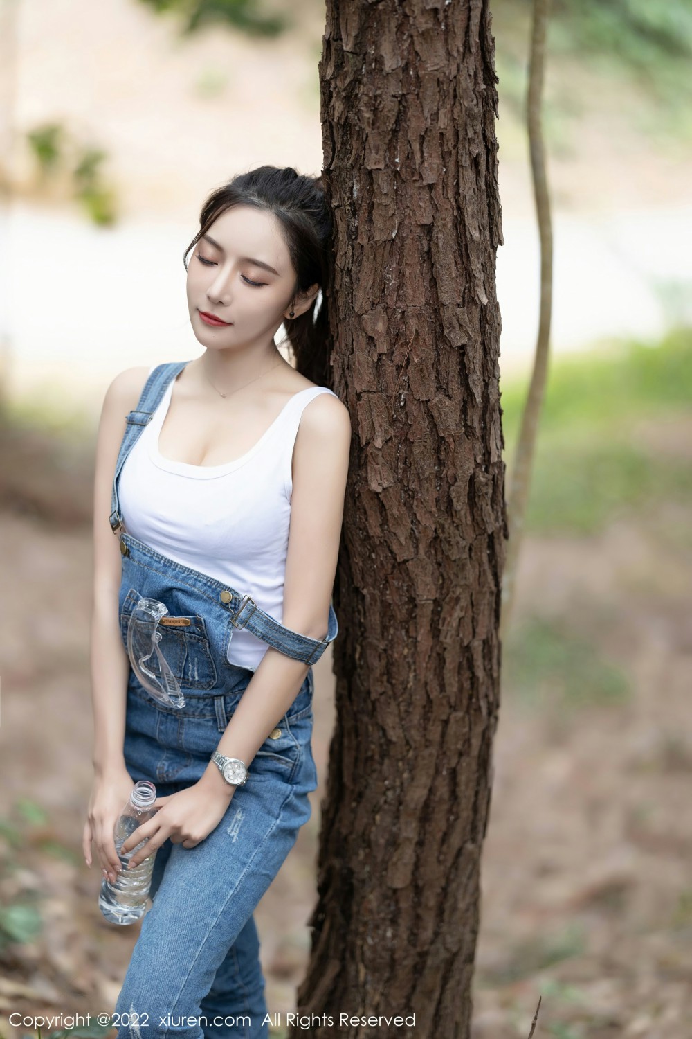 [XiuRen秀人网]No4465王馨瑶yanni户外探险-[秀人套图]