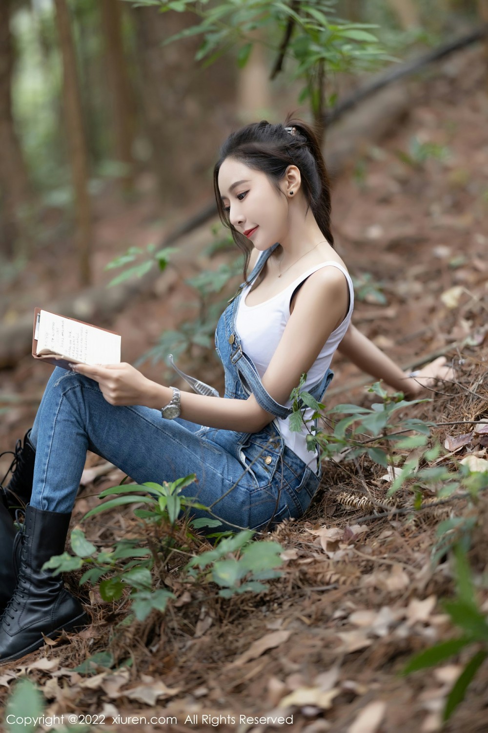 [XiuRen秀人网]No4465王馨瑶yanni户外探险-[秀人套图]
