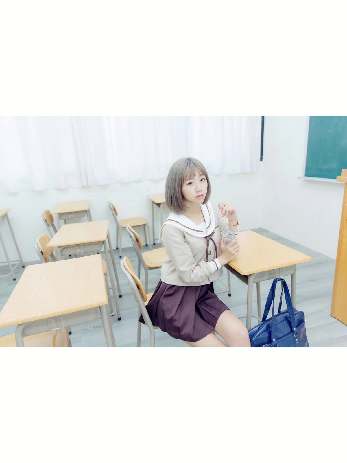 [JUICY]多汁女孩阮靖貽水手服挑逗可爱单纯学生-COSPLAY