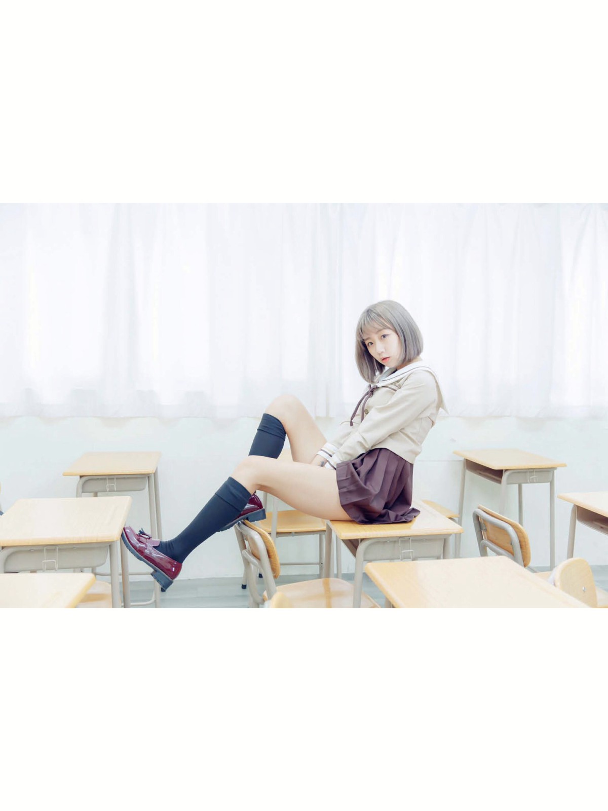 [JUICY]多汁女孩阮靖貽水手服挑逗可爱单纯学生-COSPLAY