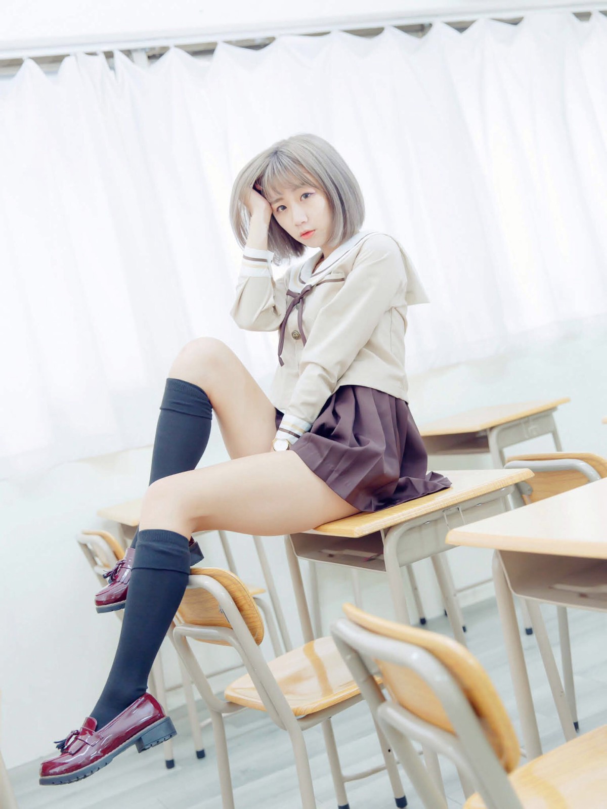 [JUICY]多汁女孩阮靖貽水手服挑逗可爱单纯学生-COSPLAY