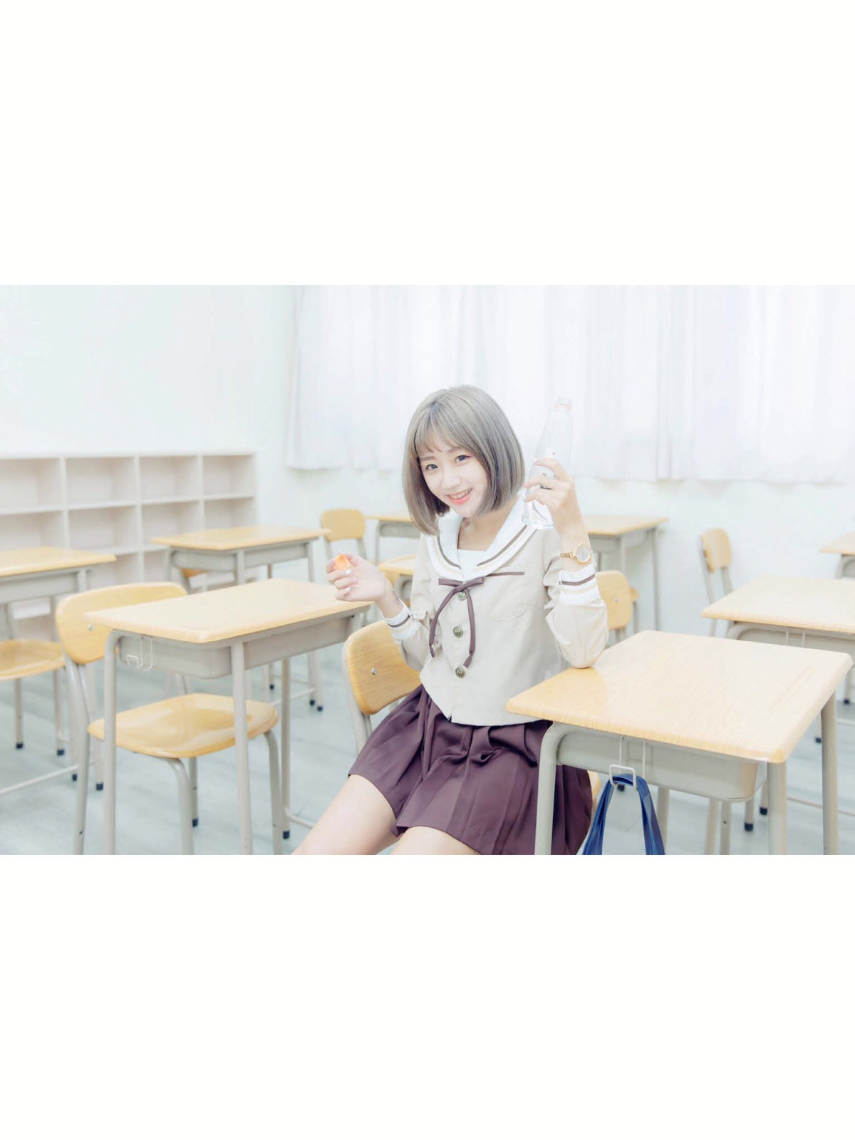 [JUICY]多汁女孩阮靖貽水手服挑逗可爱单纯学生-COSPLAY