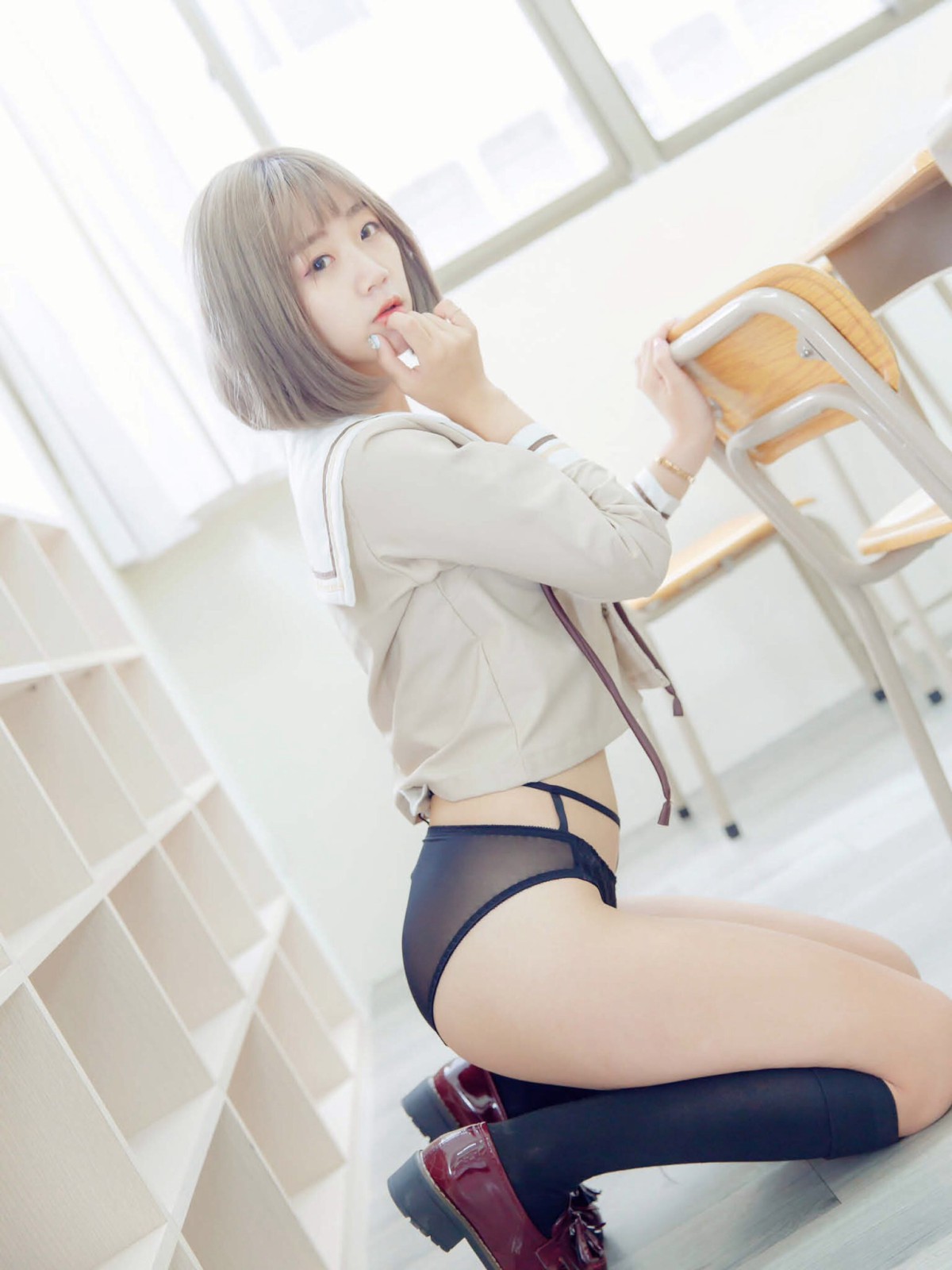 [JUICY]多汁女孩阮靖貽水手服挑逗可爱单纯学生-COSPLAY