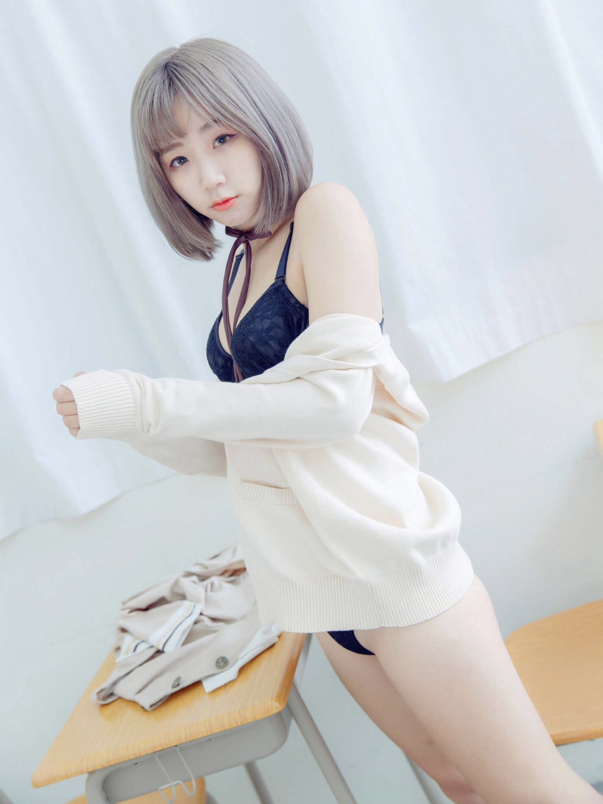 [JUICY]多汁女孩阮靖貽水手服挑逗可爱单纯学生-COSPLAY