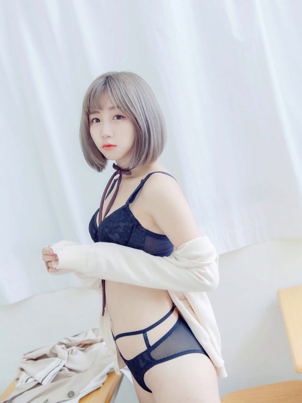 [JUICY]多汁女孩阮靖貽水手服挑逗可爱单纯学生-COSPLAY