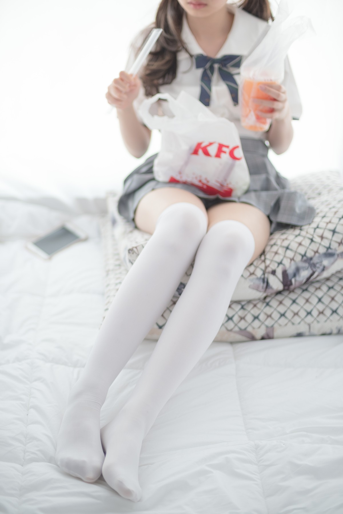 [森萝财团]R15-009床上JK白丝-COSPLAY