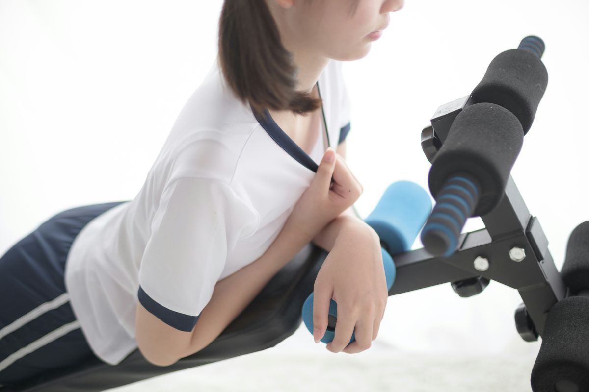 [森萝财团]R15-013白丝运动少女-COSPLAY