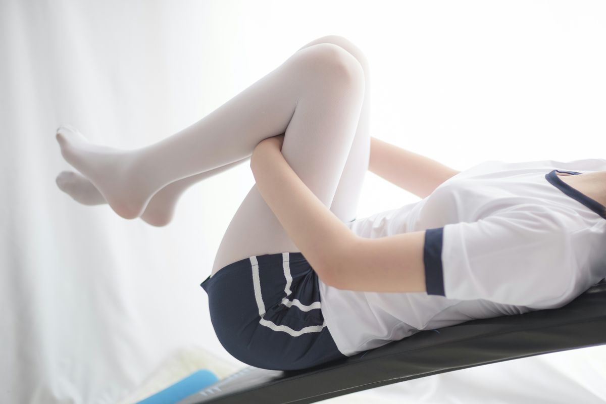 [森萝财团]R15-013白丝运动少女-COSPLAY