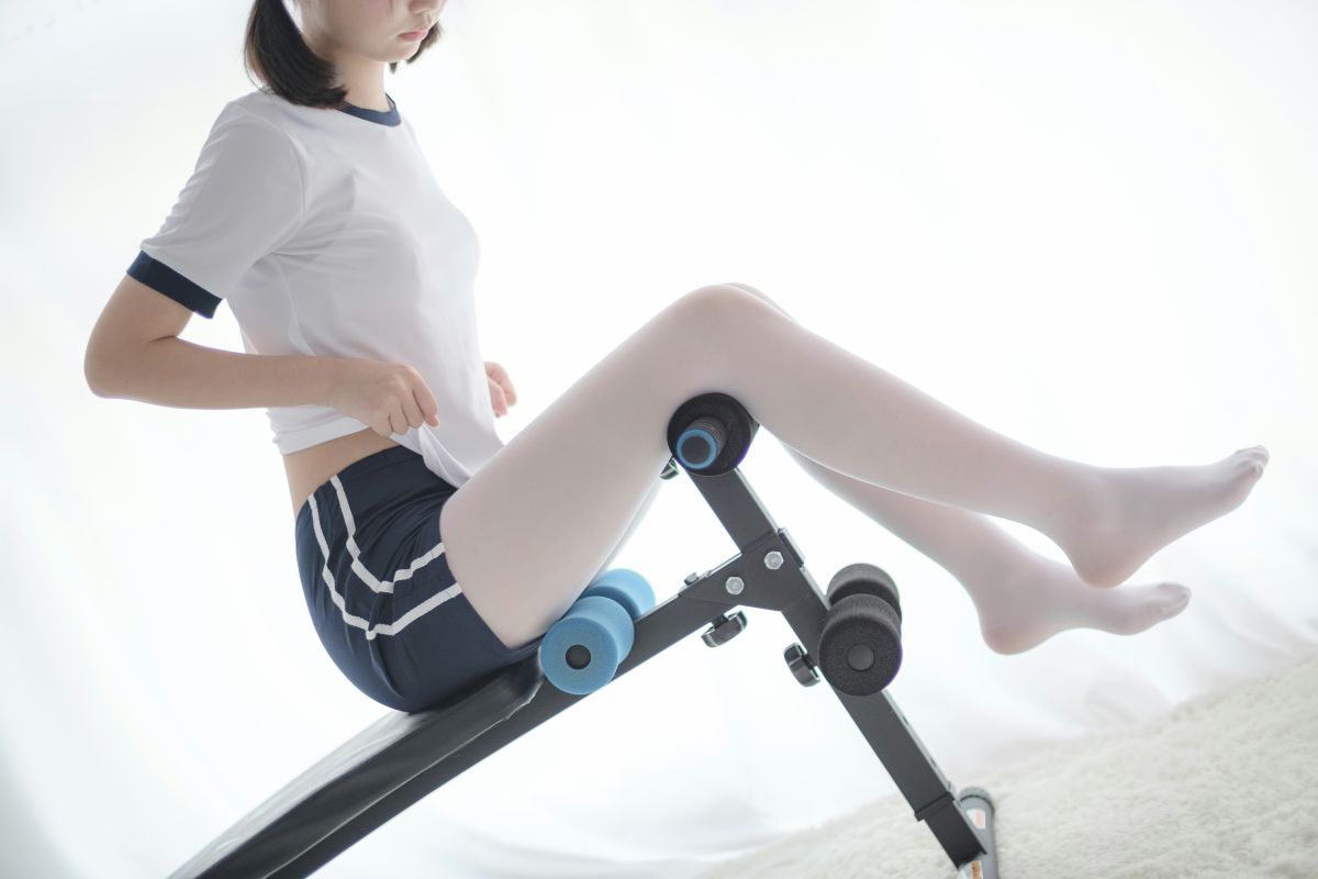 [森萝财团]R15-013白丝运动少女-COSPLAY