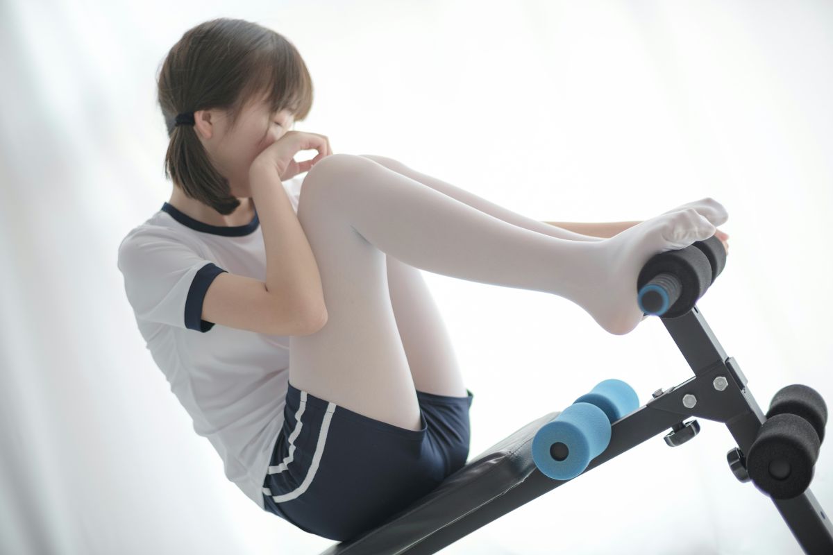 [森萝财团]R15-013白丝运动少女-COSPLAY