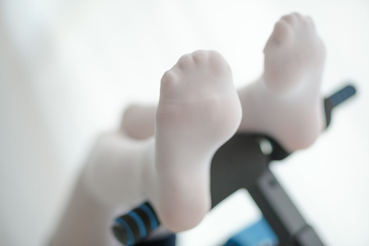 [森萝财团]R15-013白丝运动少女-COSPLAY