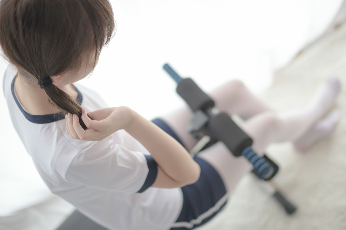 [森萝财团]R15-013白丝运动少女-COSPLAY