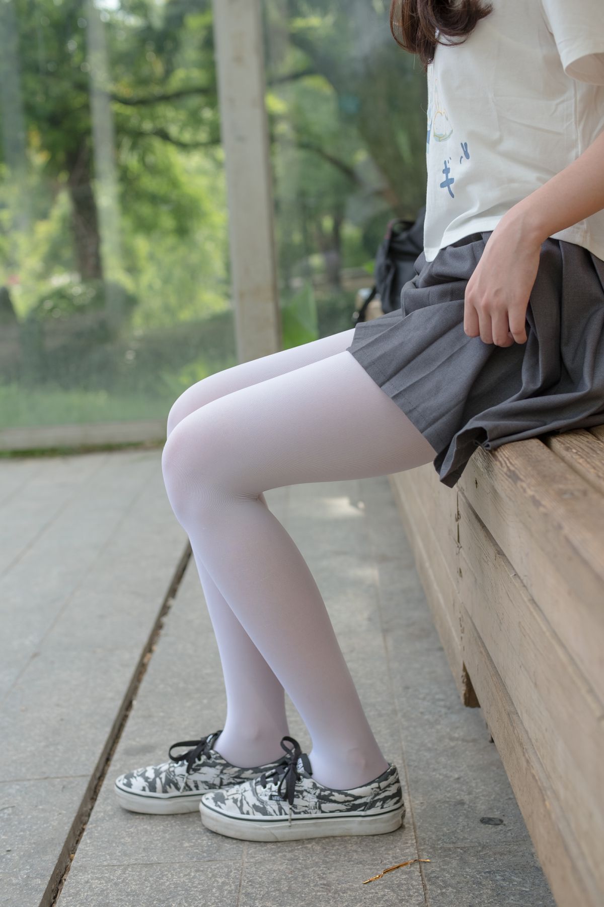 [森萝财团]R15-014白丝妹妹游园-COSPLAY