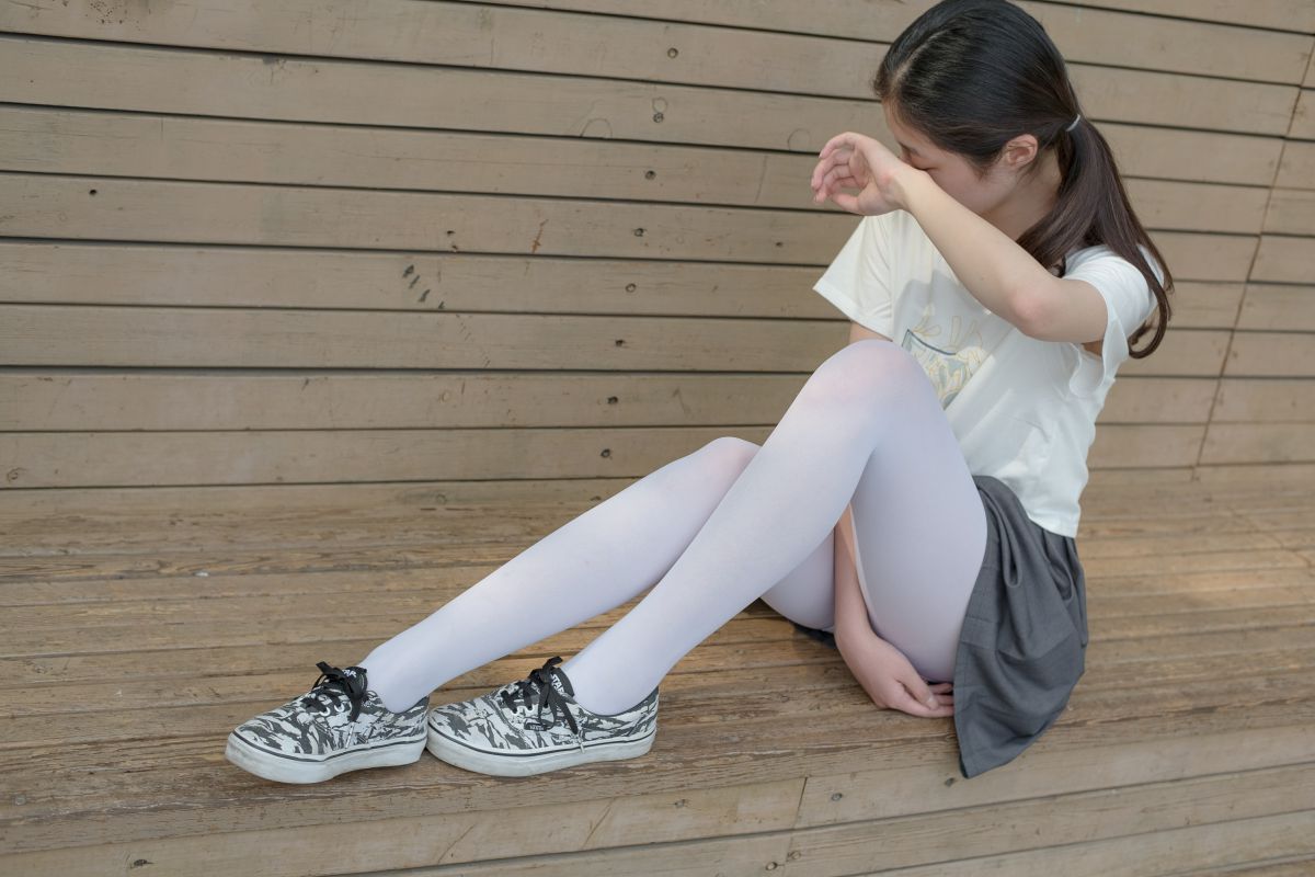 [森萝财团]R15-014白丝妹妹游园-COSPLAY