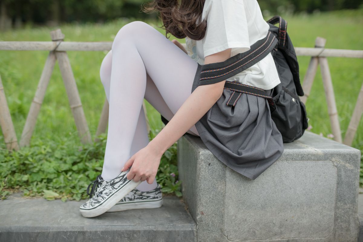 [森萝财团]R15-014白丝妹妹游园-COSPLAY