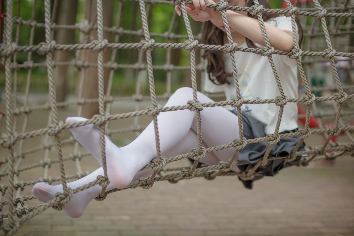 [森萝财团]R15-014白丝妹妹游园-COSPLAY