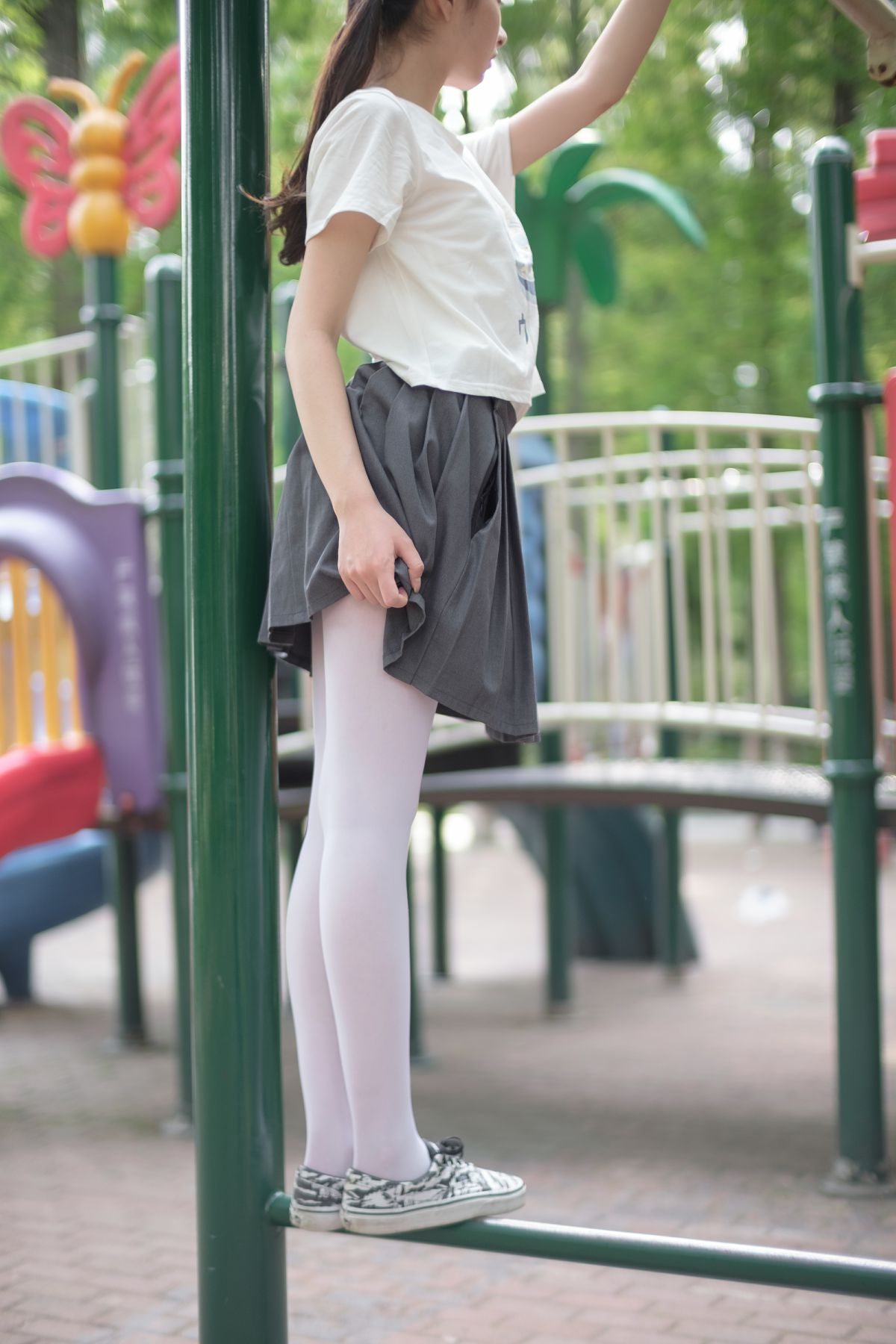 [森萝财团]R15-014白丝妹妹游园-COSPLAY