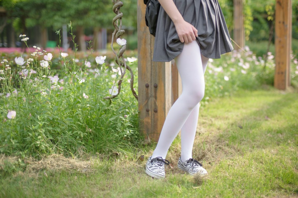 [森萝财团]R15-014白丝妹妹游园-COSPLAY