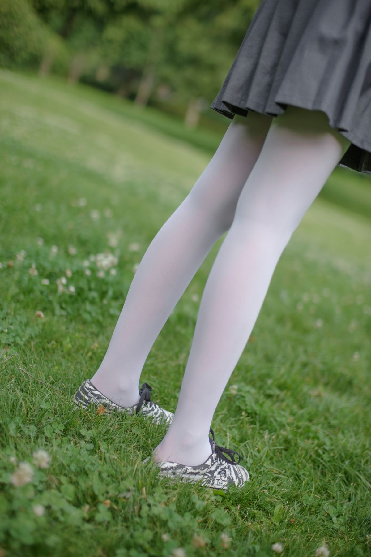 [森萝财团]R15-014白丝妹妹游园-COSPLAY