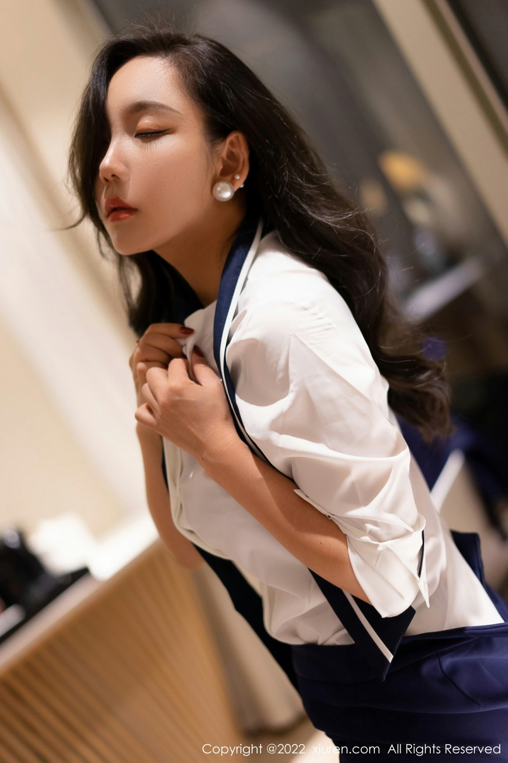 [XiuRen秀人网]No4478艾静香性感制服-[秀人套图]