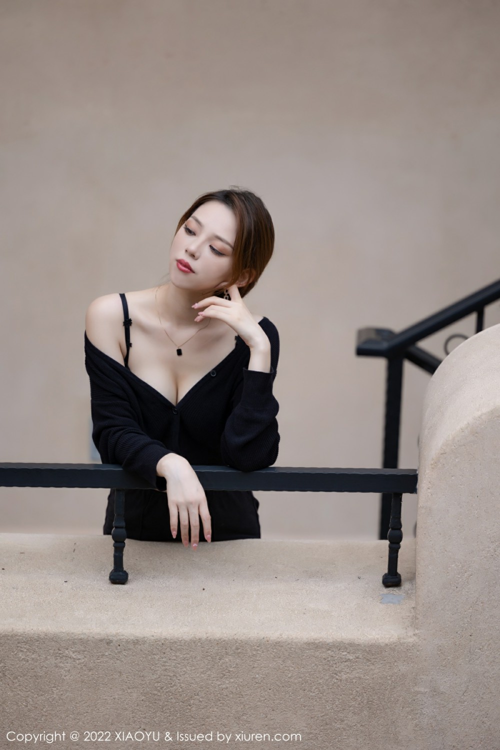 [XIAOYU语画界]VOL703言沫丝袜美腿-[秀人套图]