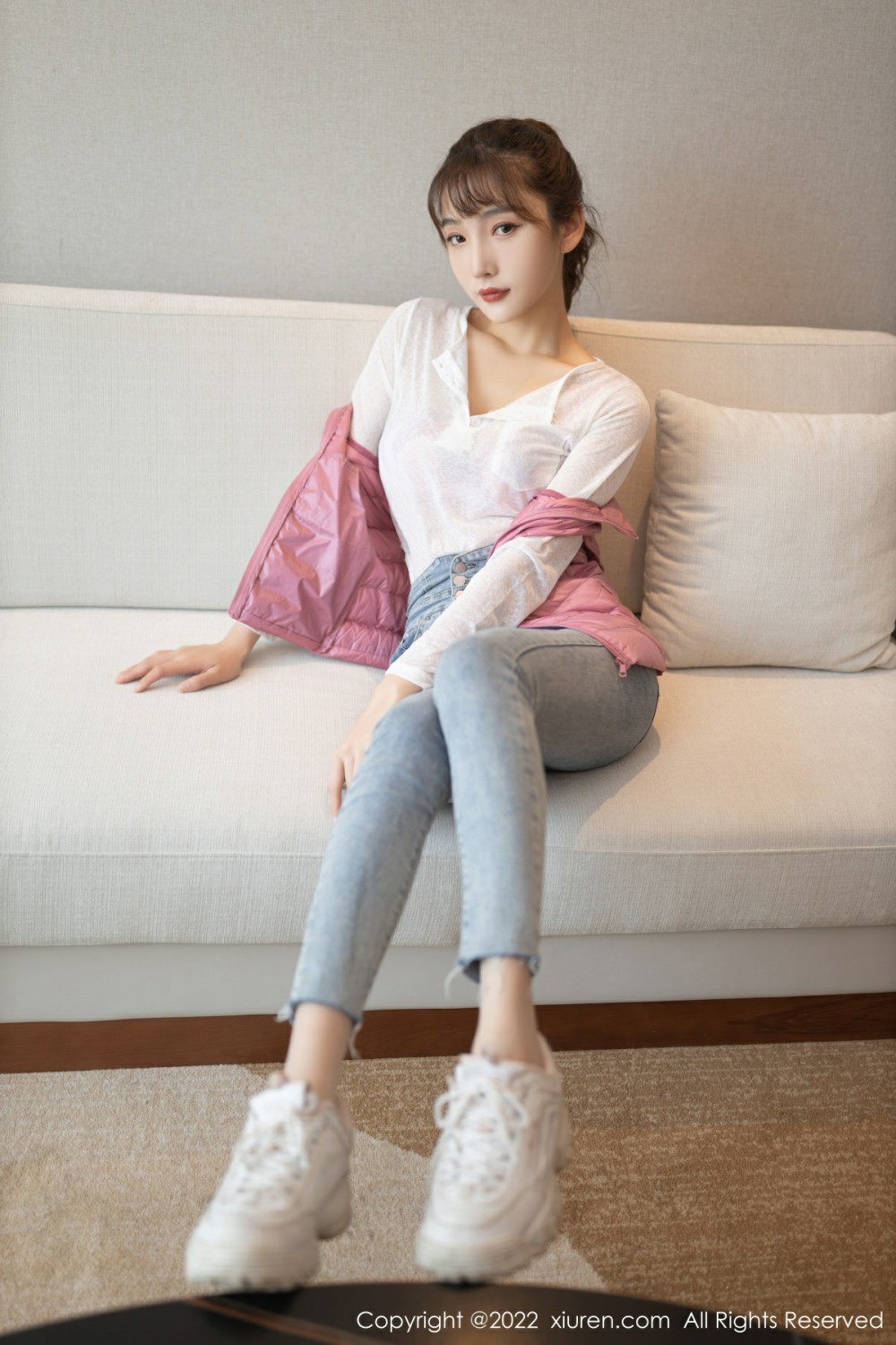 [XiuRen秀人网]No4493陆萱萱外卖配送员-[秀人套图]