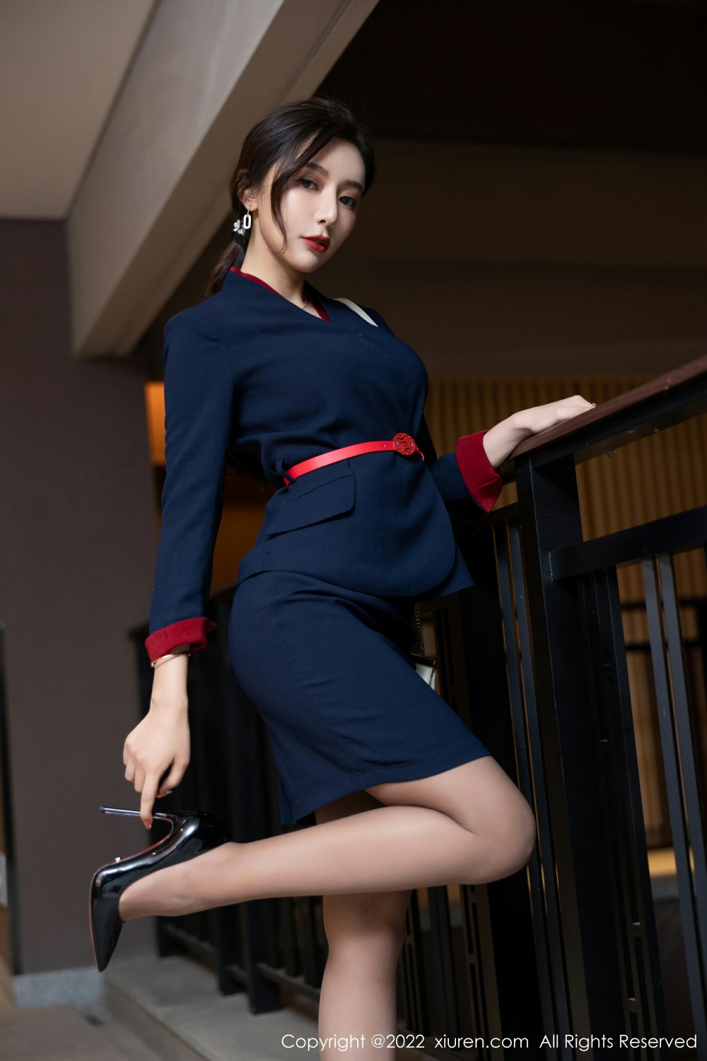 [XiuRen秀人网]No4500王馨瑶yanni性感职业装-[秀人套图]