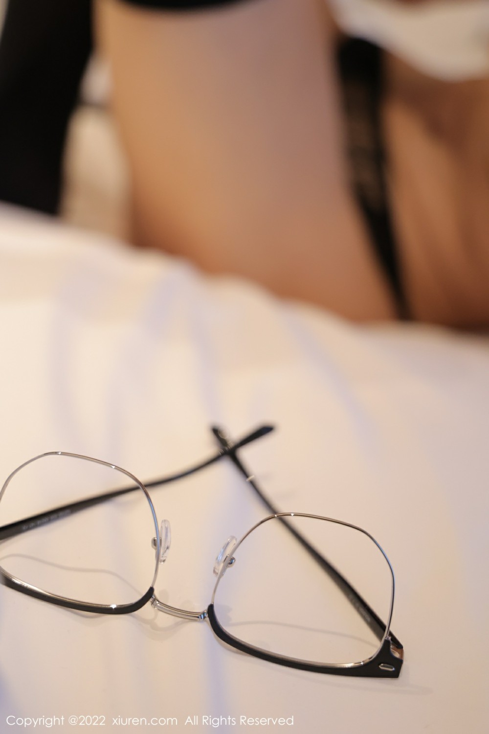 [XiuRen秀人网]No4502xiuren白露性感职业装-[秀人套图]