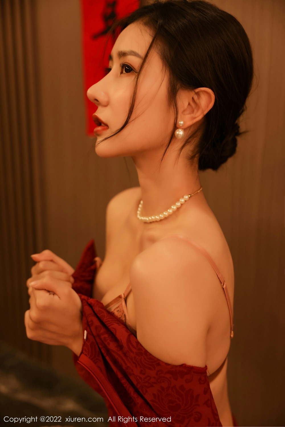 [XiuRen秀人网]No4508尹甜甜新年写真-[秀人套图]