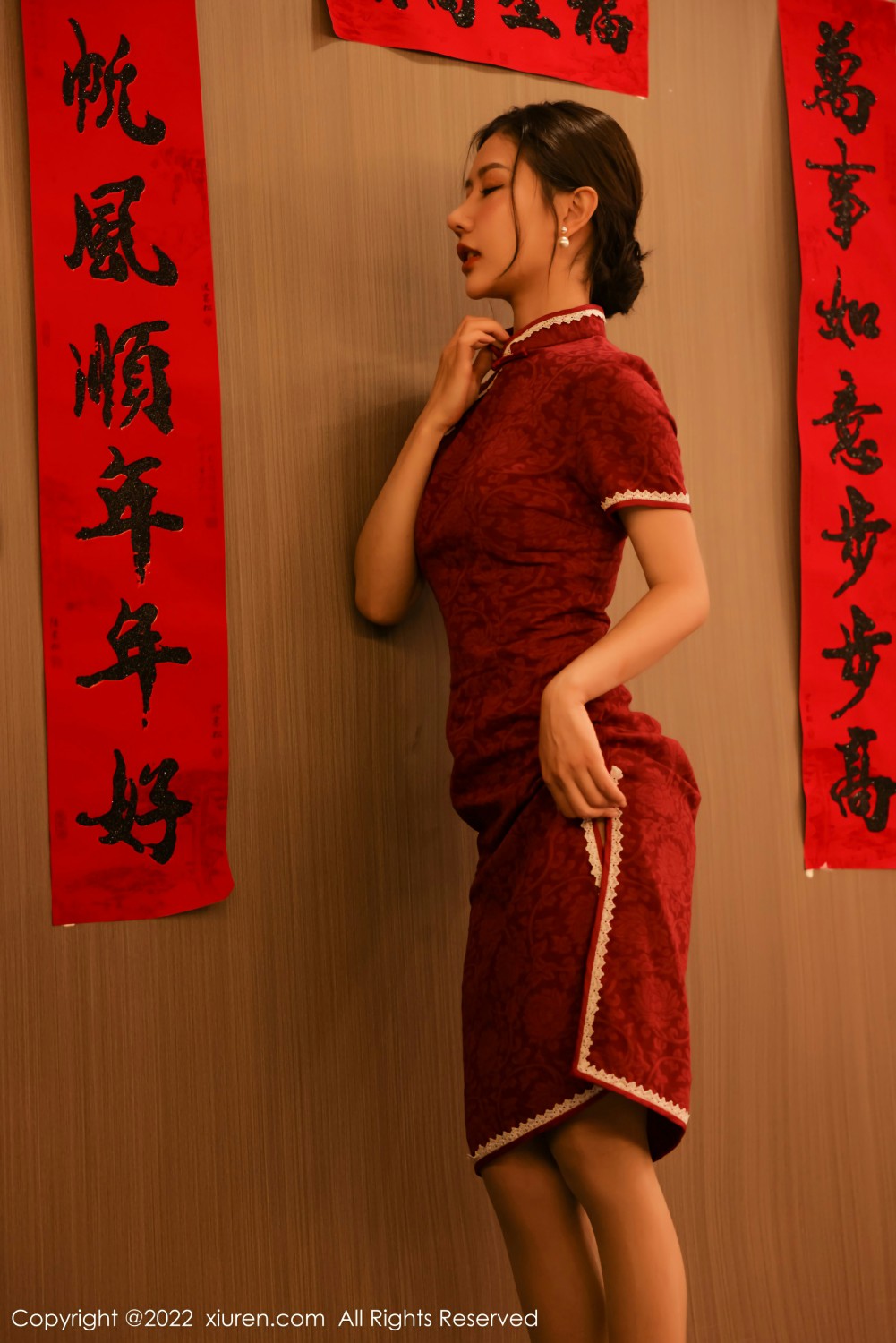 [XiuRen秀人网]No4508尹甜甜新年写真-[秀人套图]