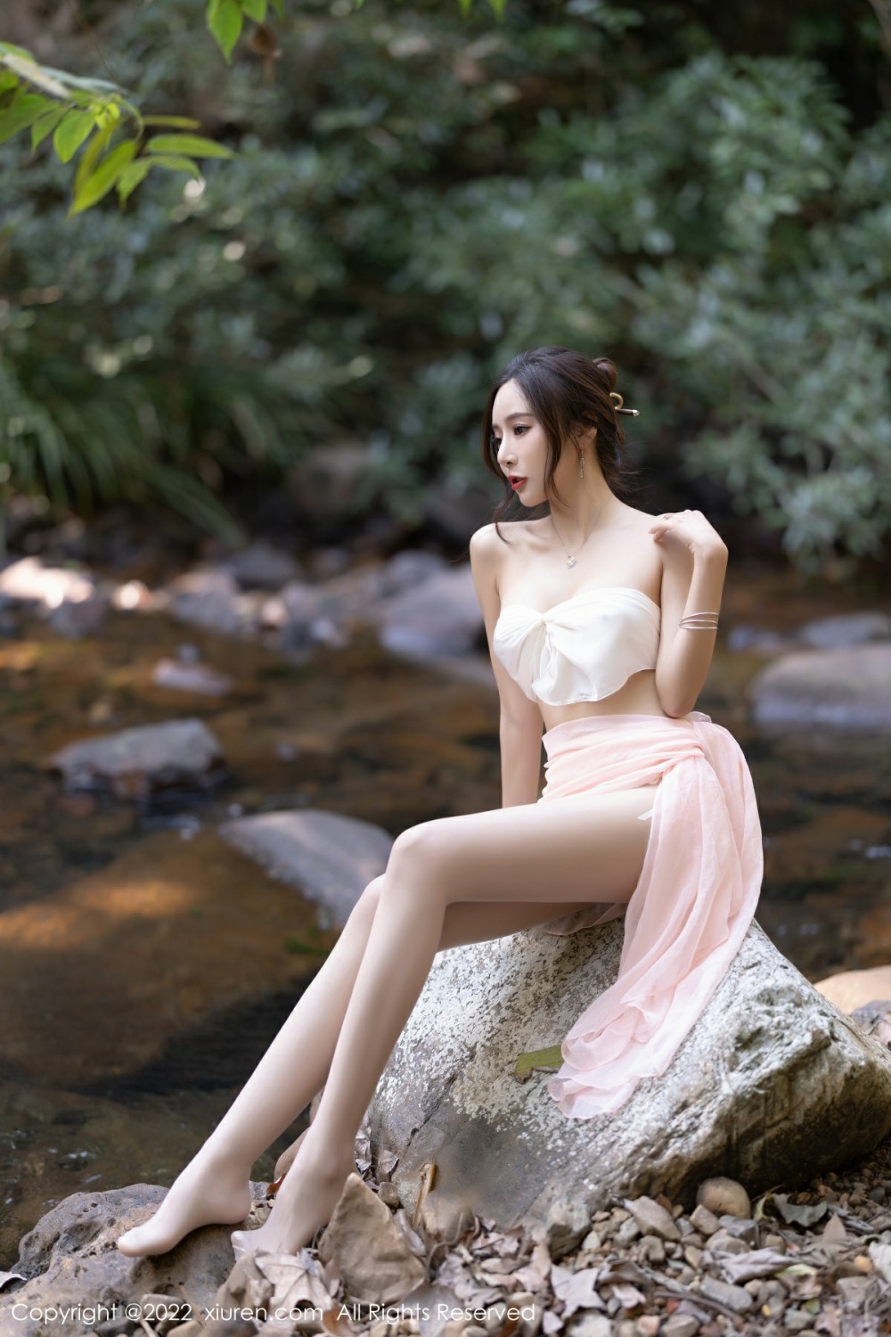 [XiuRen秀人网]No4511王馨瑶yanni户外写真-[秀人套图]