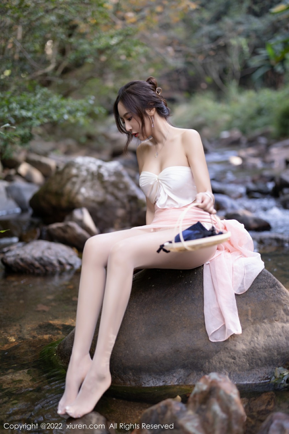 [XiuRen秀人网]No4511王馨瑶yanni户外写真-[秀人套图]