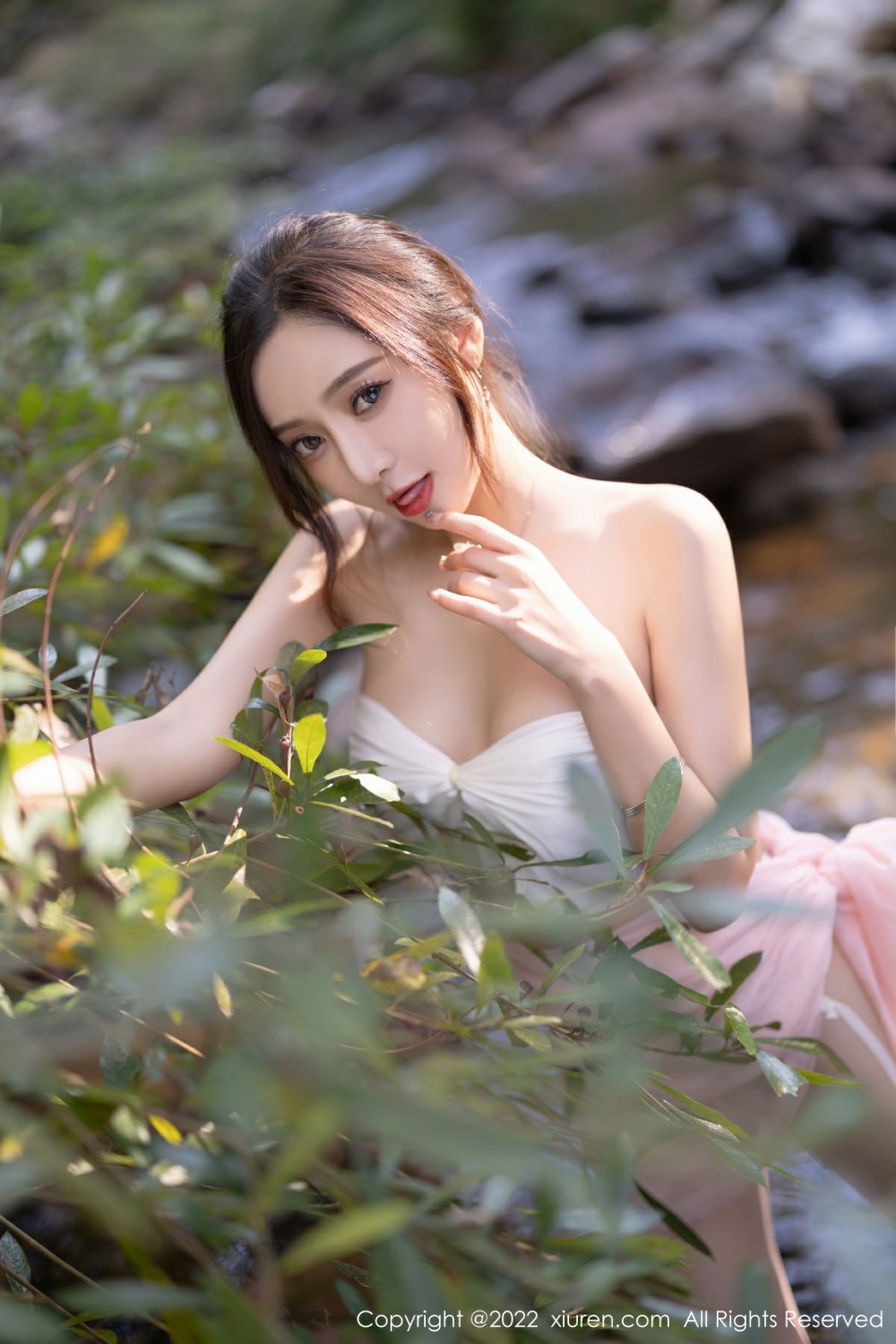 [XiuRen秀人网]No4511王馨瑶yanni户外写真-[秀人套图]