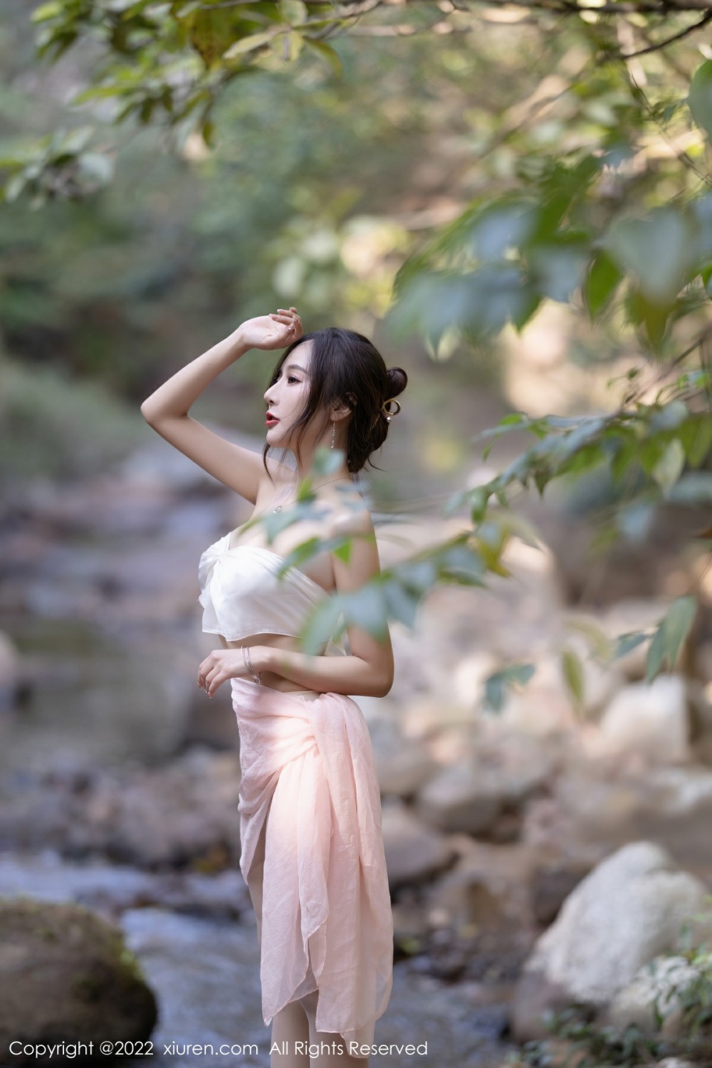 [XiuRen秀人网]No4511王馨瑶yanni户外写真-[秀人套图]