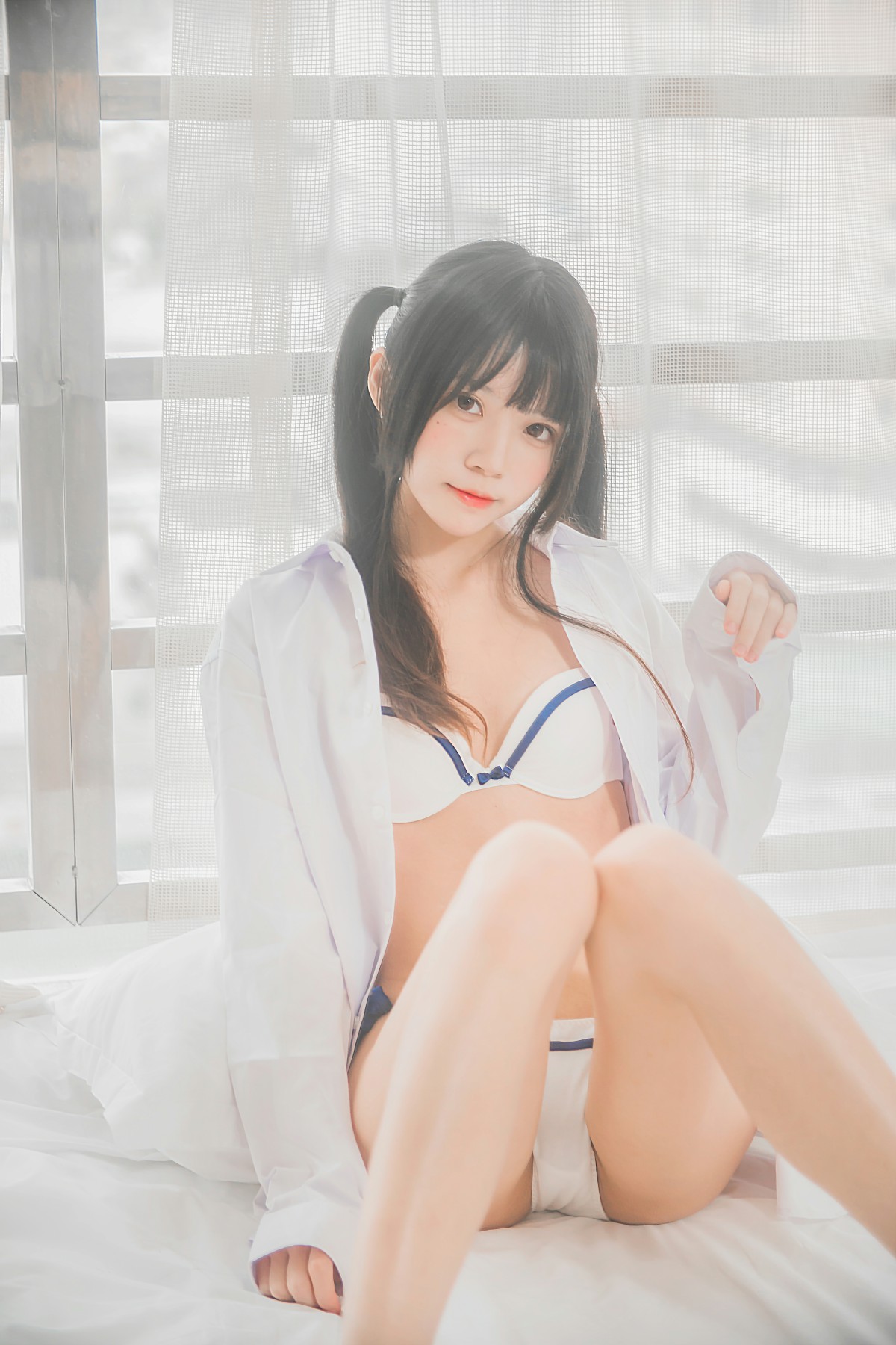 [桜桃喵]桜桃未熟-白衬衫双马尾-COSPLAY