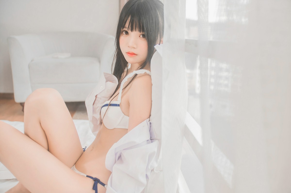 [桜桃喵]桜桃未熟-白衬衫双马尾-COSPLAY