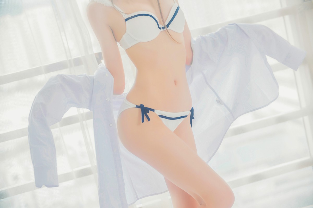 [桜桃喵]桜桃未熟-白衬衫双马尾-COSPLAY