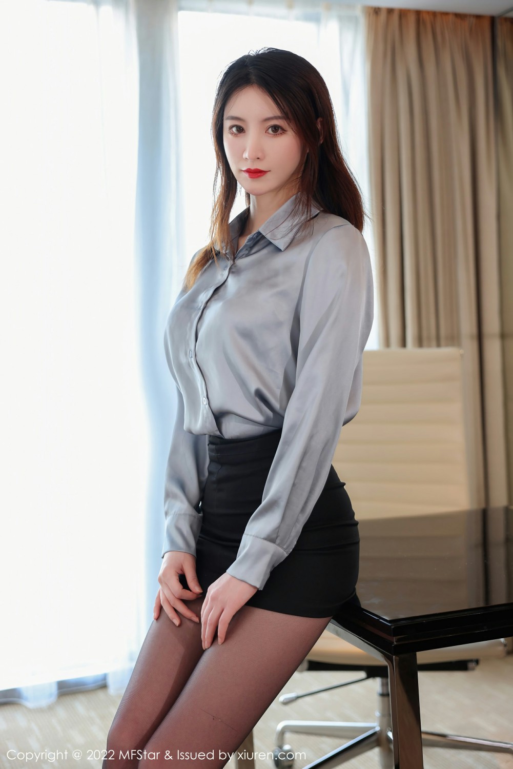 [MFStar模范学院]VOL550yoo优优诱人黑丝-[秀人套图]